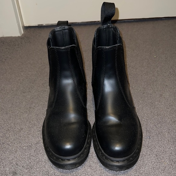 Dr. Martens Shoes - Dr. Martens 2976 Mono blk Chelsea boot